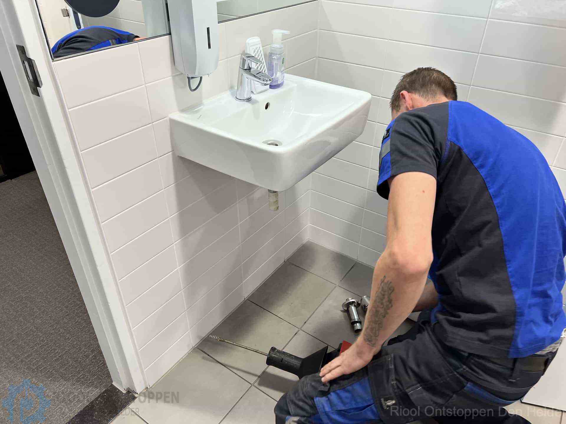 Gootsteen ontstoppen Den Helder Gootsteen ontstoppen Den Helder