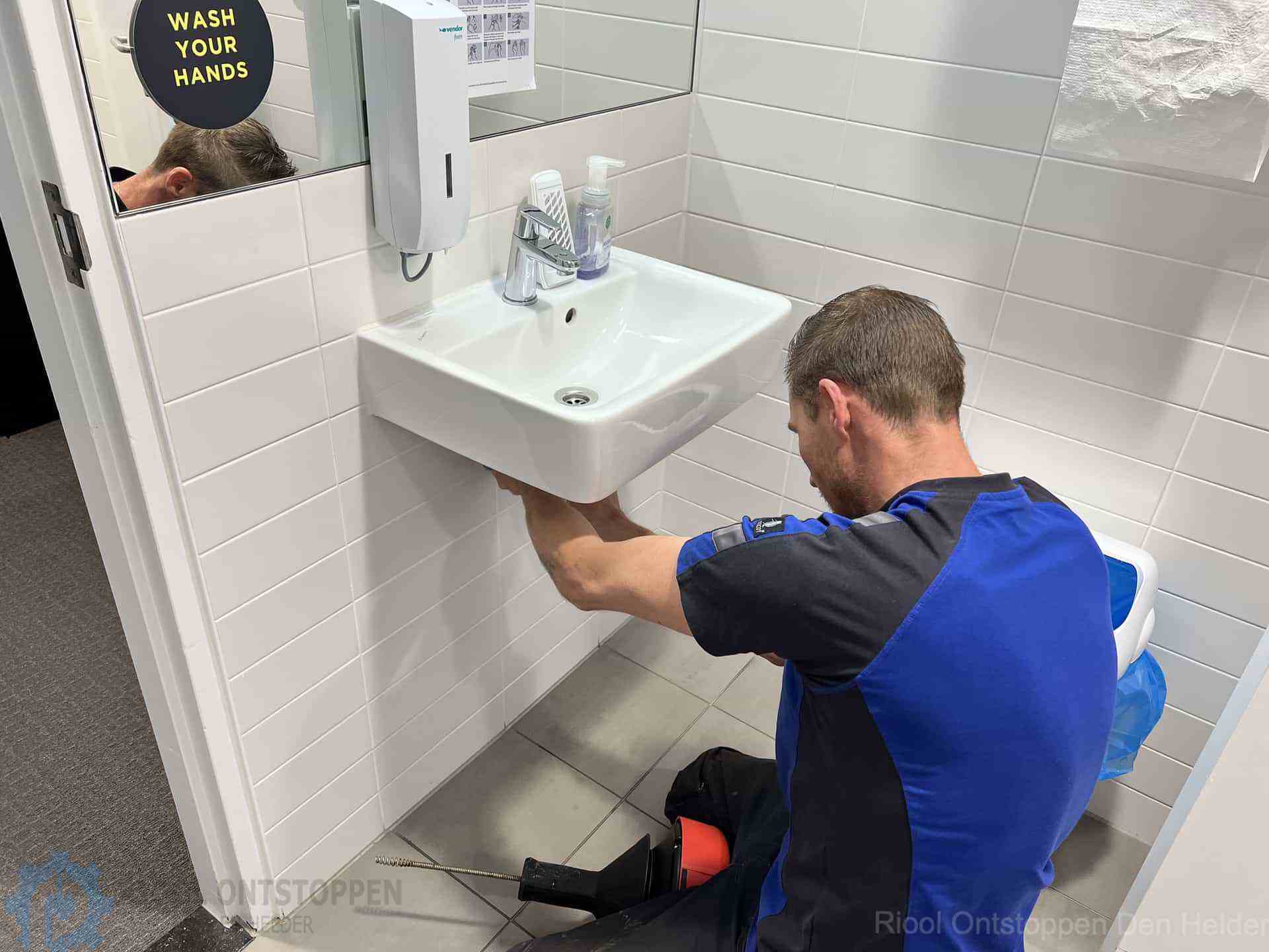 Gootsteen verstopt Den Helder Gootsteen verstopt Den Helder